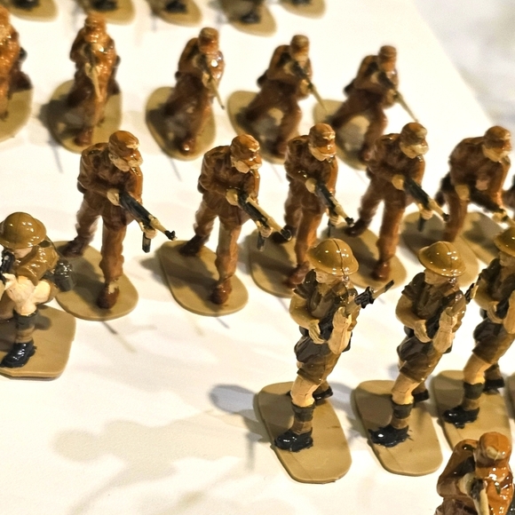 Antique Bundle German Afrika Korps, British N Africa 8th Army & Japanese Misc.. - Picture 1 of 16